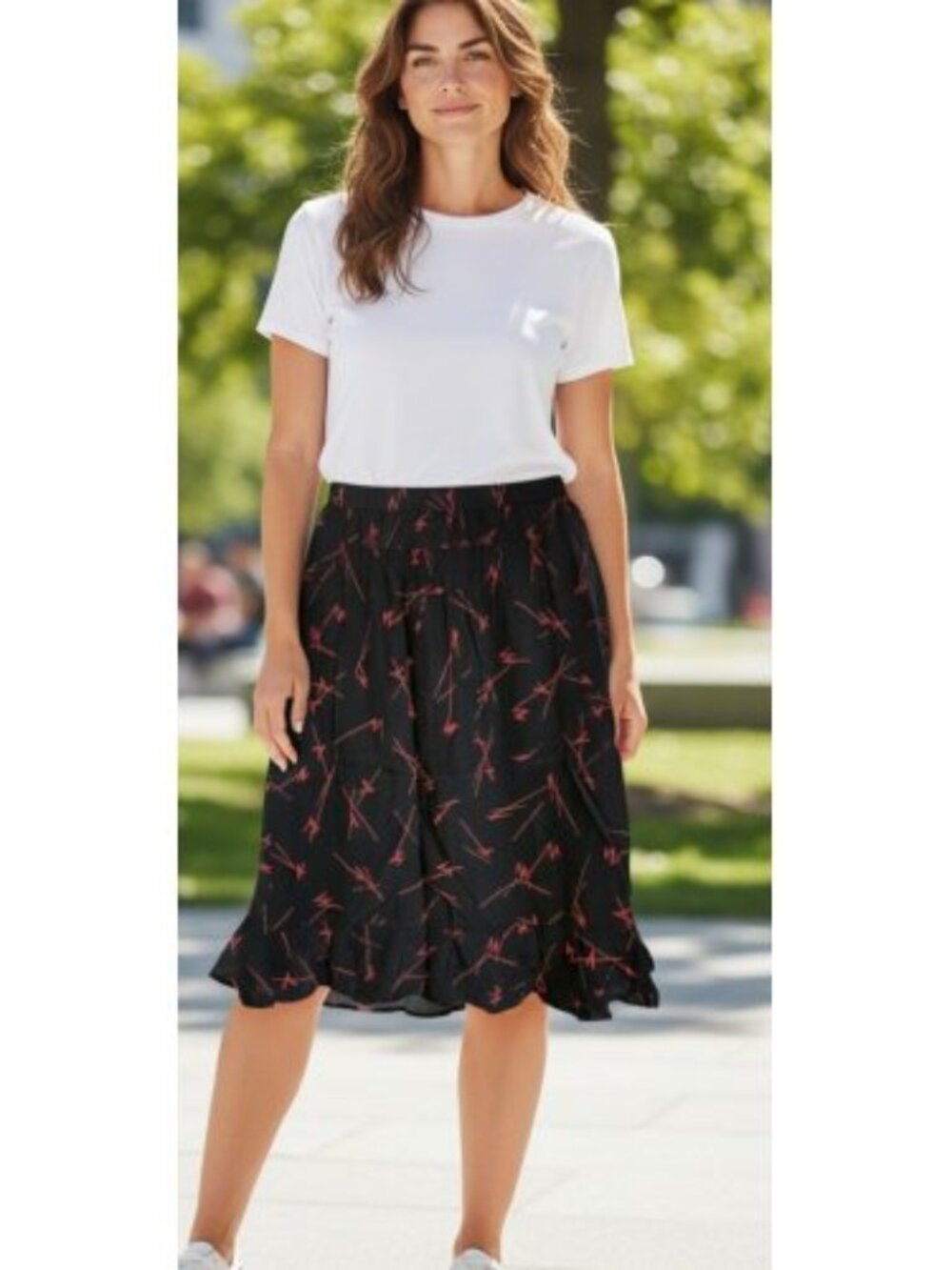 CASTRO Black and Red Print Flirty Hem Skirt Ladies Size 18